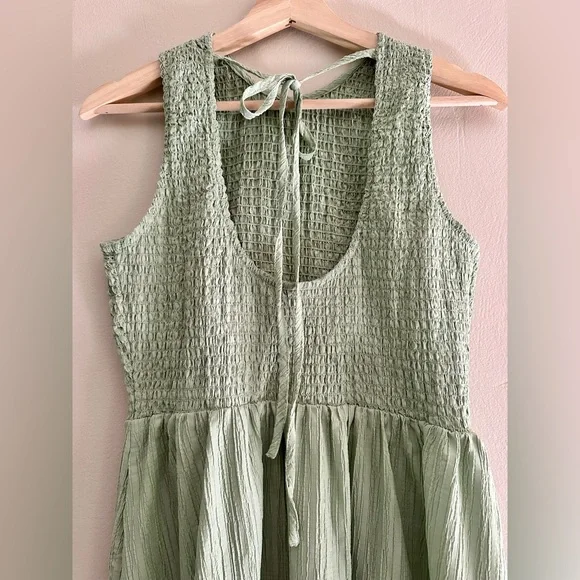 ASOS Elegant Green Dress - Picture 6 of 12